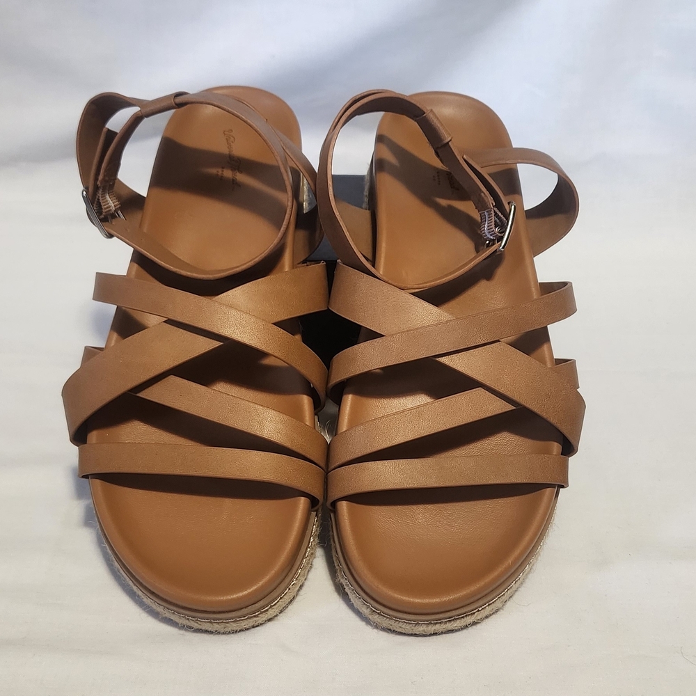 Universal Thread Brown Strappy Sandals - image 1